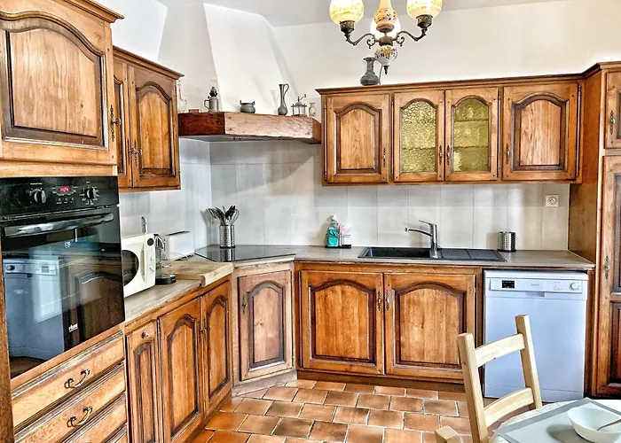 Villa Familiale A Sanary, Climatisee, Plage A Pieds