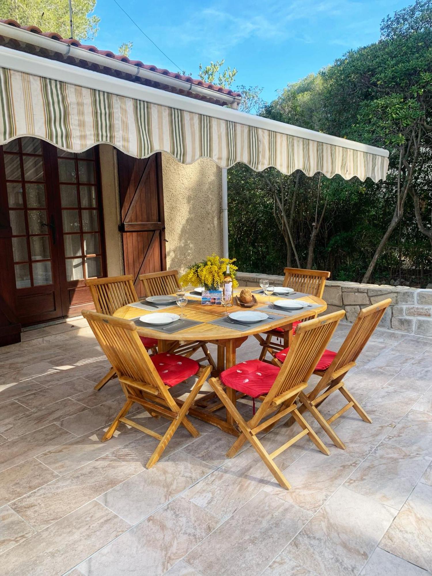 Holiday home Familiale A Sanary, Climatisee, A Pieds Sanary-sur-Mer